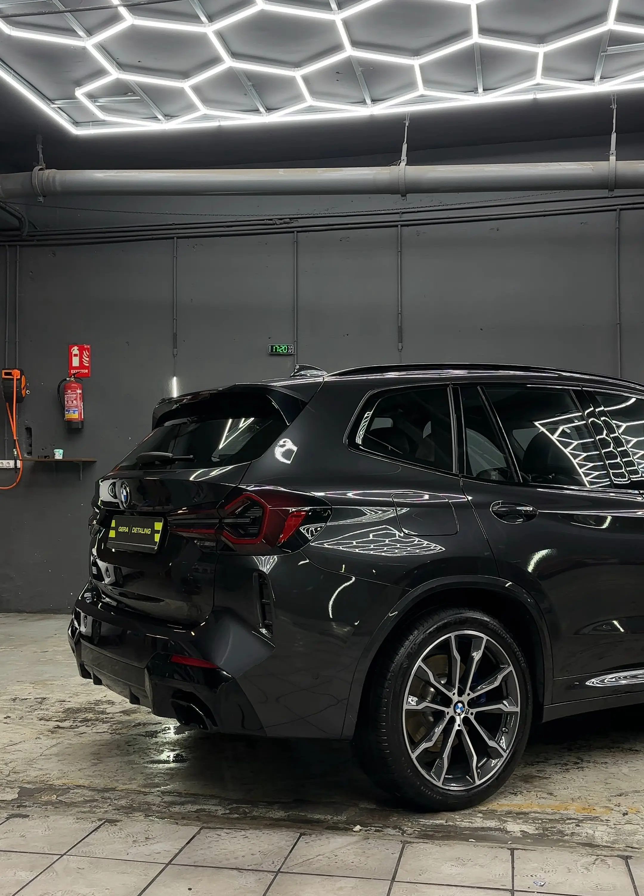 BMW X3 — Lámina protectora y limpieza del interior — GERA Detailing Barcelona